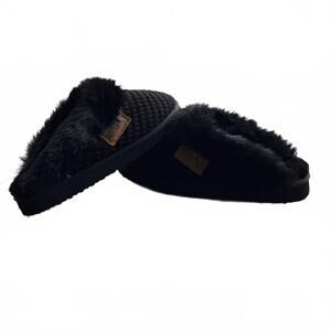 NEW VERY G women's sweater slipper in black